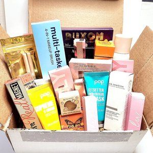 Makeup & Skincare Boxes